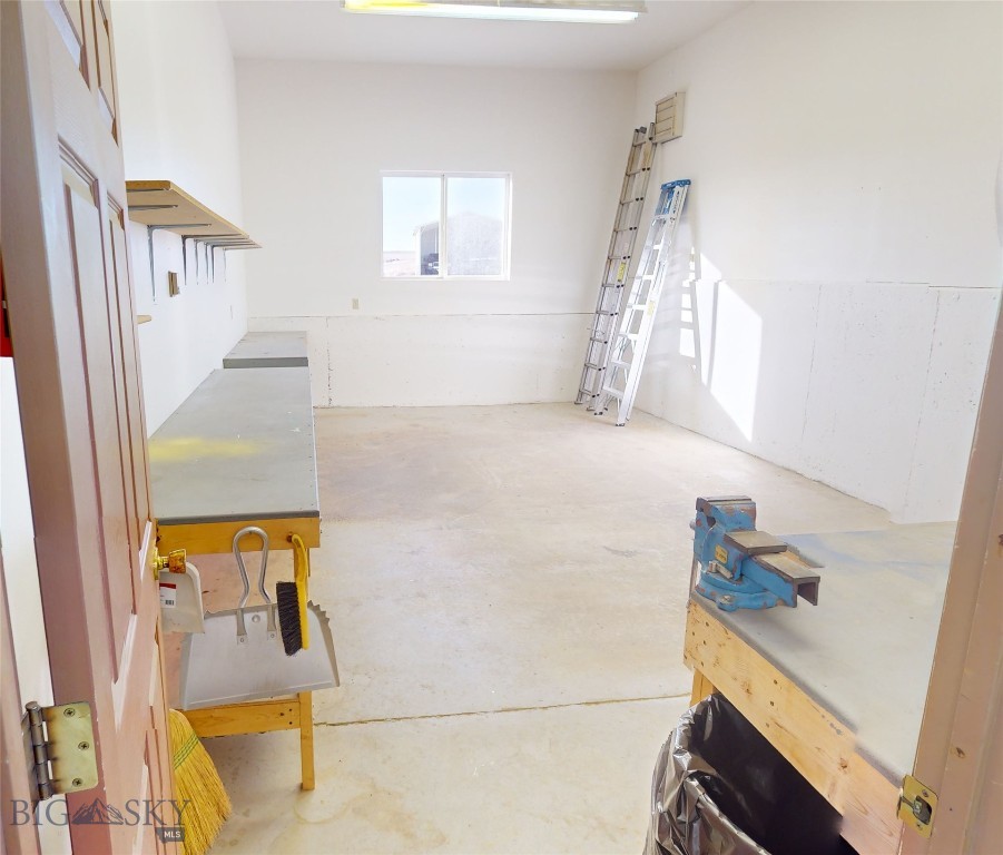 300 Buffalo Jump Road