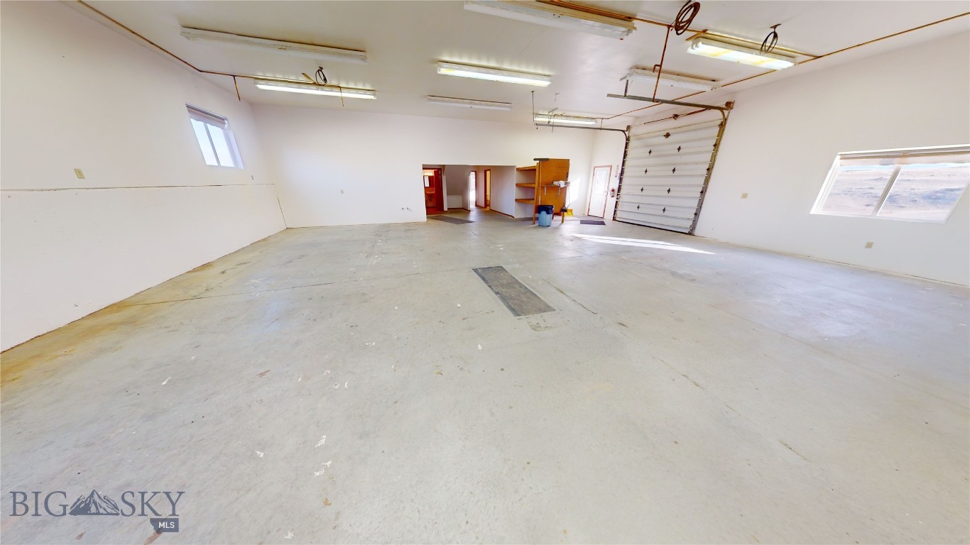 300 Buffalo Jump Road