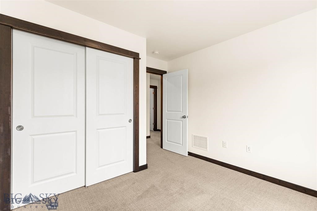 852, 853, 878, 881 Rookery Lane