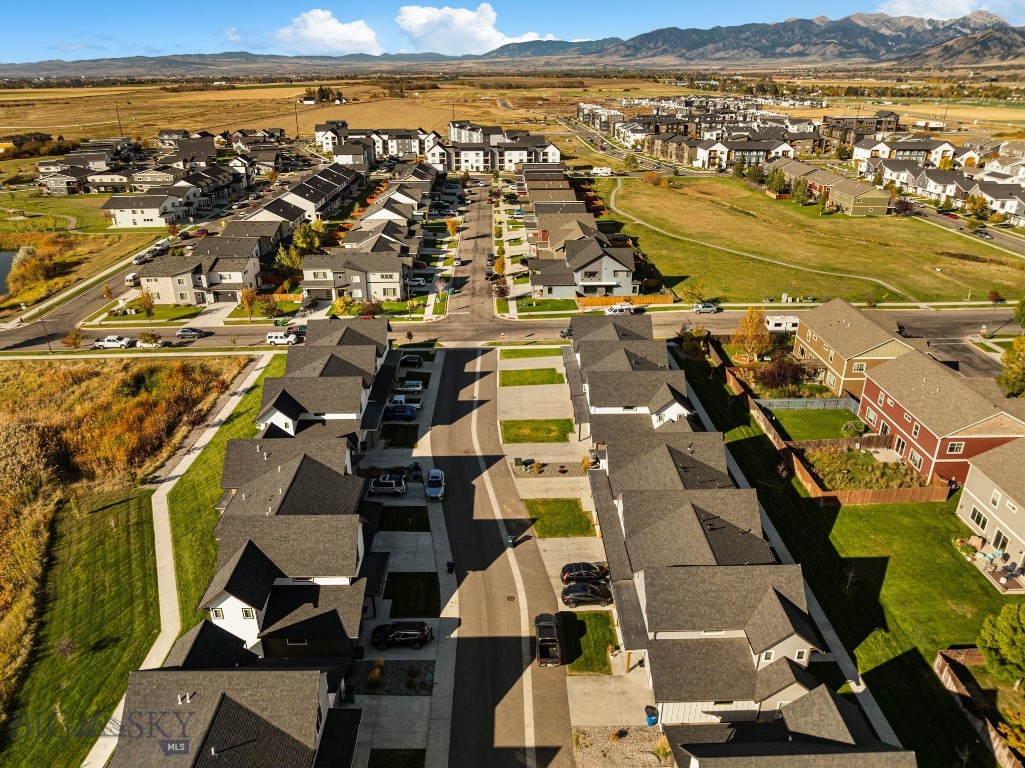 852, 853, 878, 881 Rookery Lane