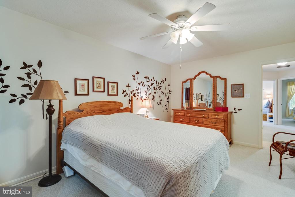 13260 Clipper Cir