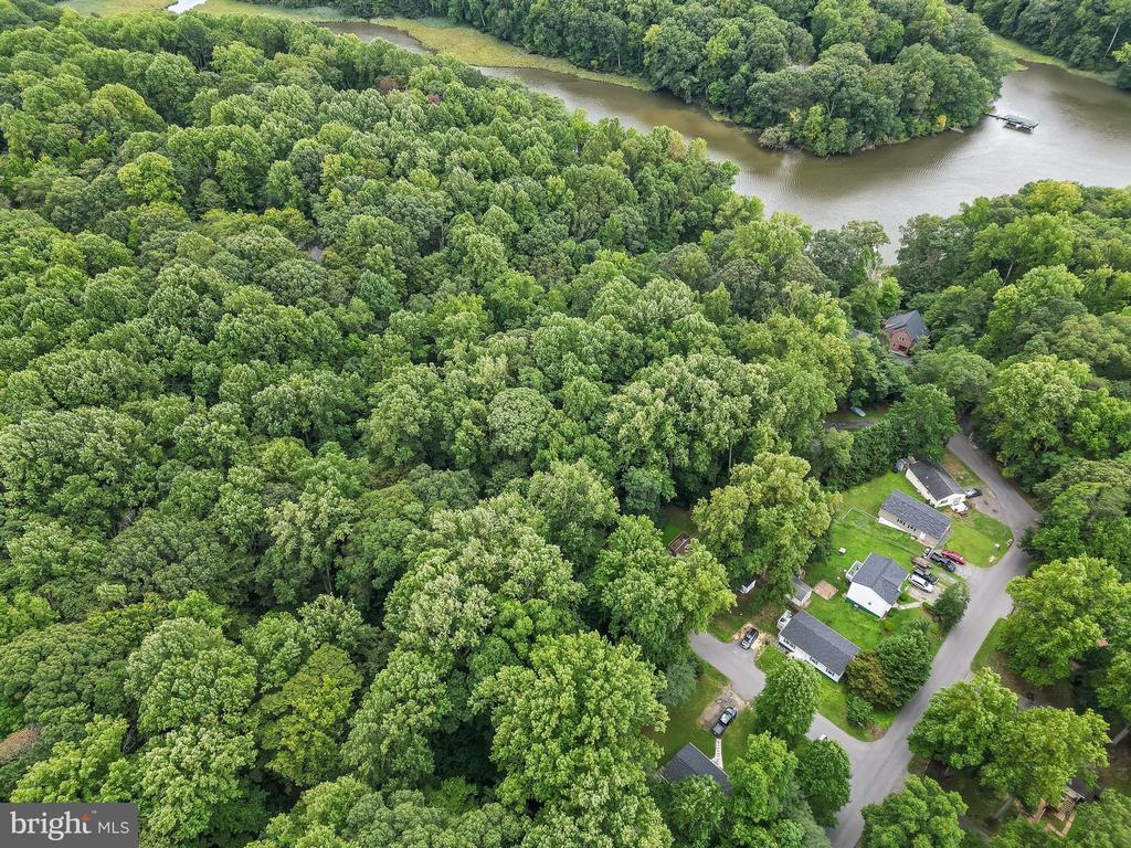 572 Evergreen Ct
