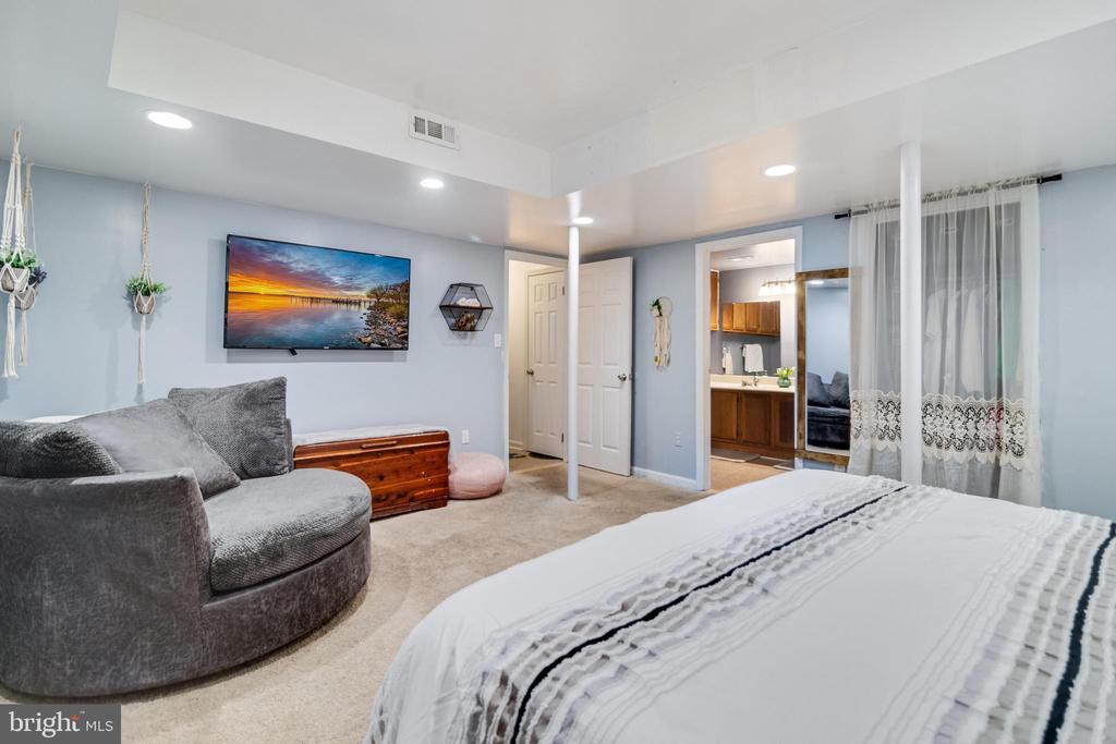 11534 San Rafael Rd