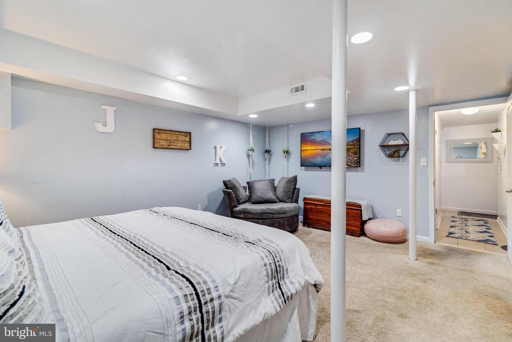 11534 San Rafael Rd