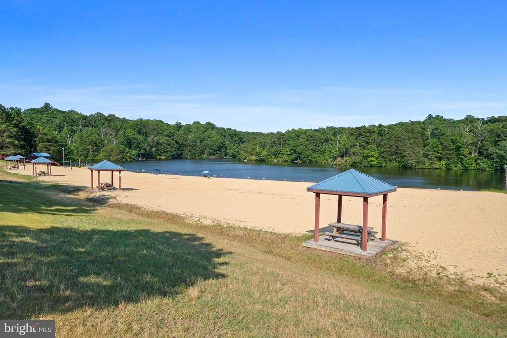 455 TUMBLEWEED TRAIL