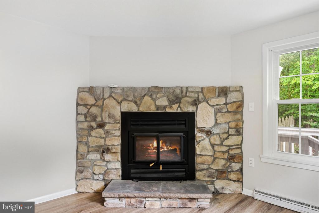 455 TUMBLEWEED TRAIL