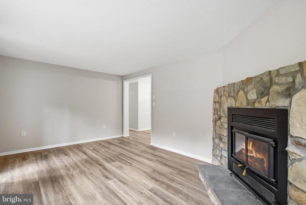 455 TUMBLEWEED TRAIL
