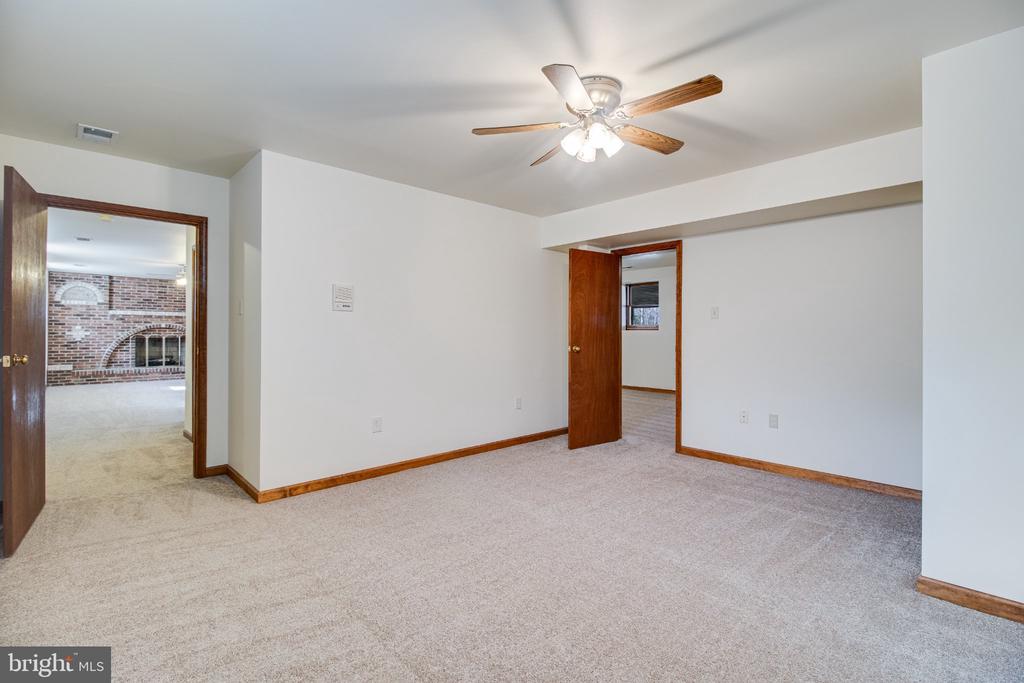 5620 SERENITY LANE
