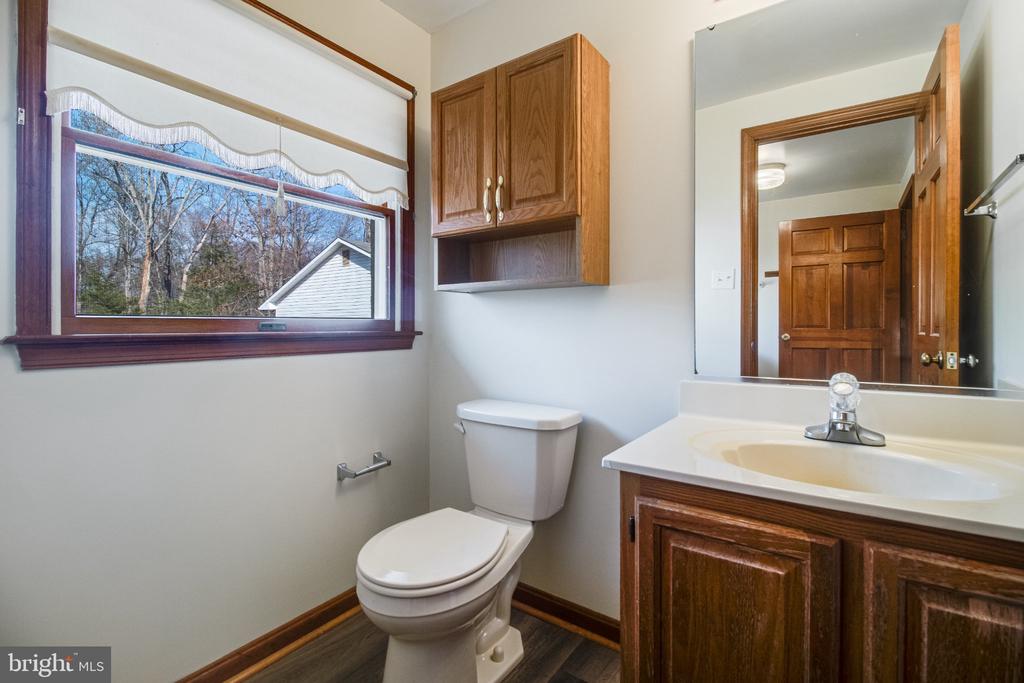 5620 SERENITY LANE