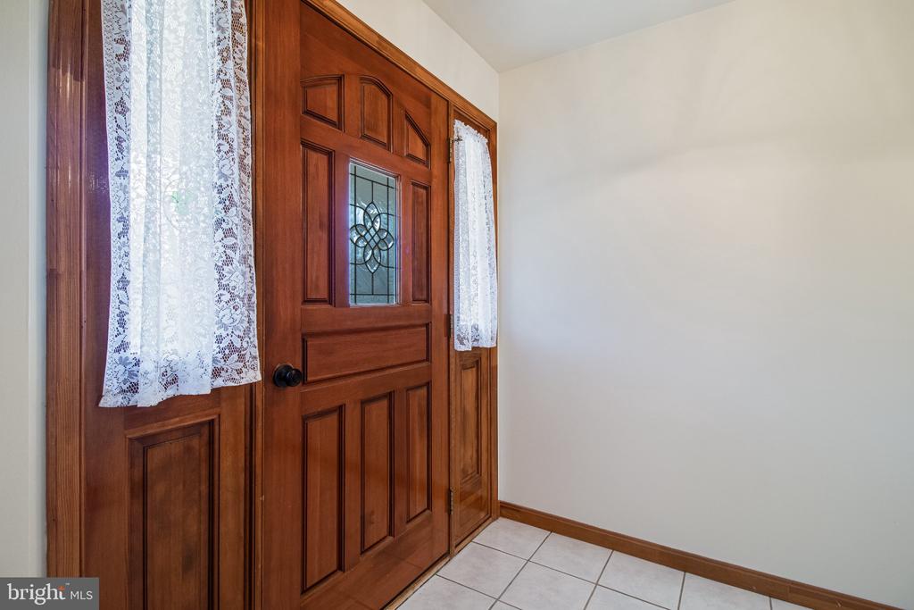 5620 SERENITY LANE