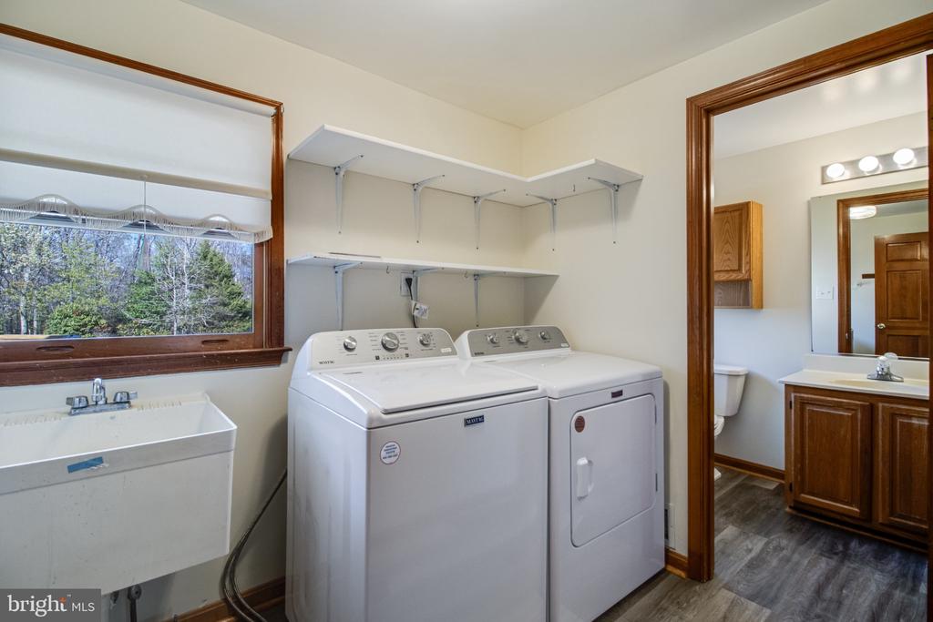 5620 SERENITY LANE