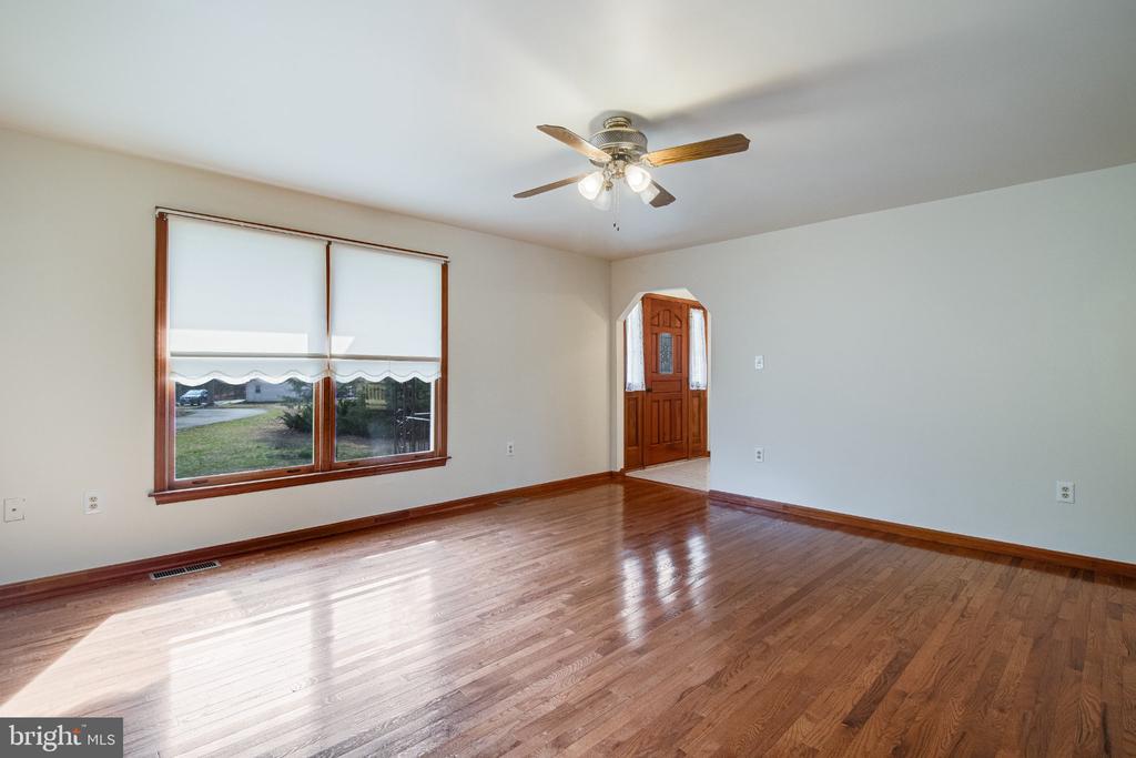 5620 SERENITY LANE