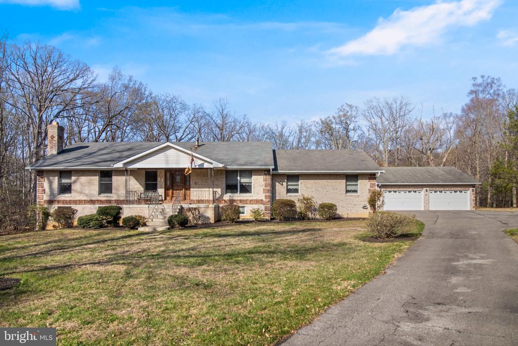 5620 SERENITY LANE