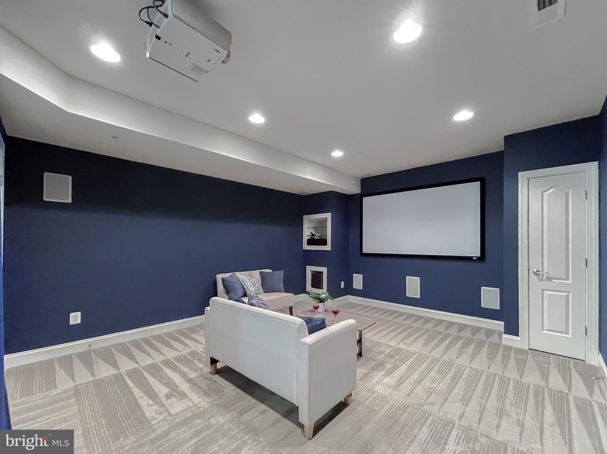 20815 ROSSLARE COURT