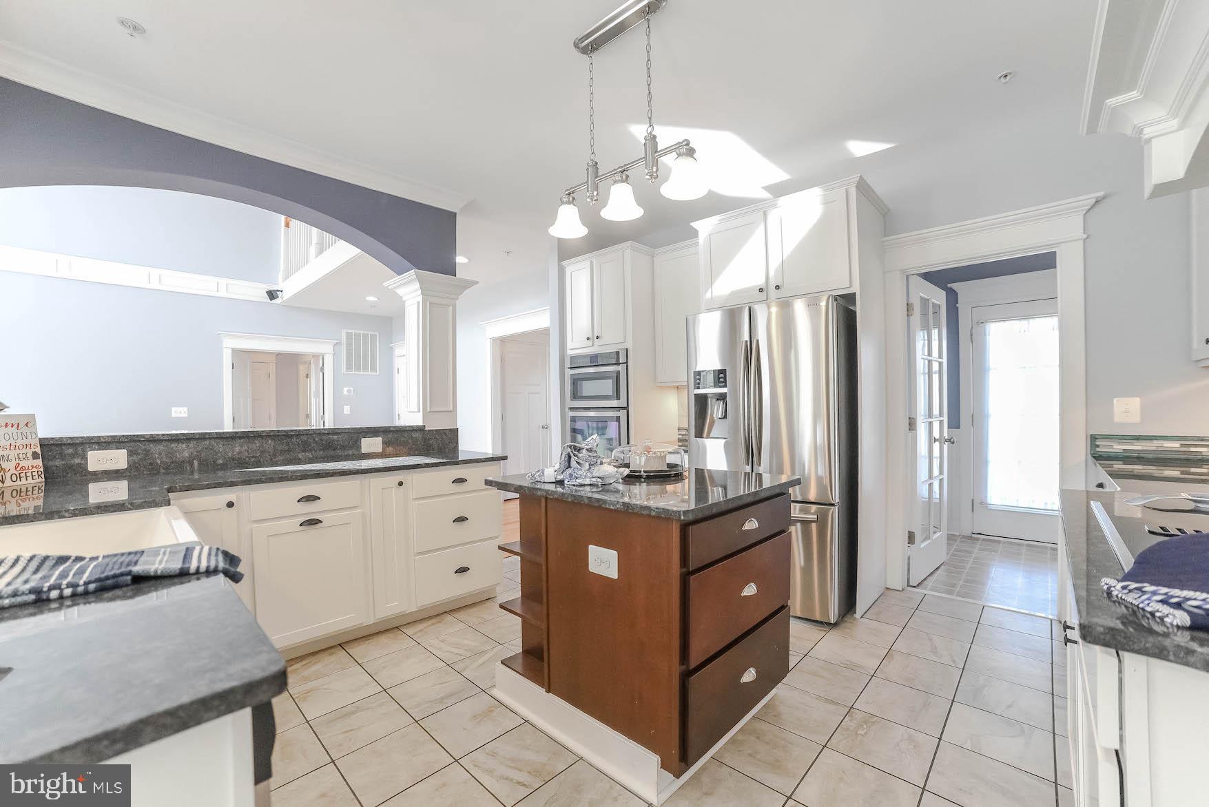 17450 Lighthouse Commons DRIVE