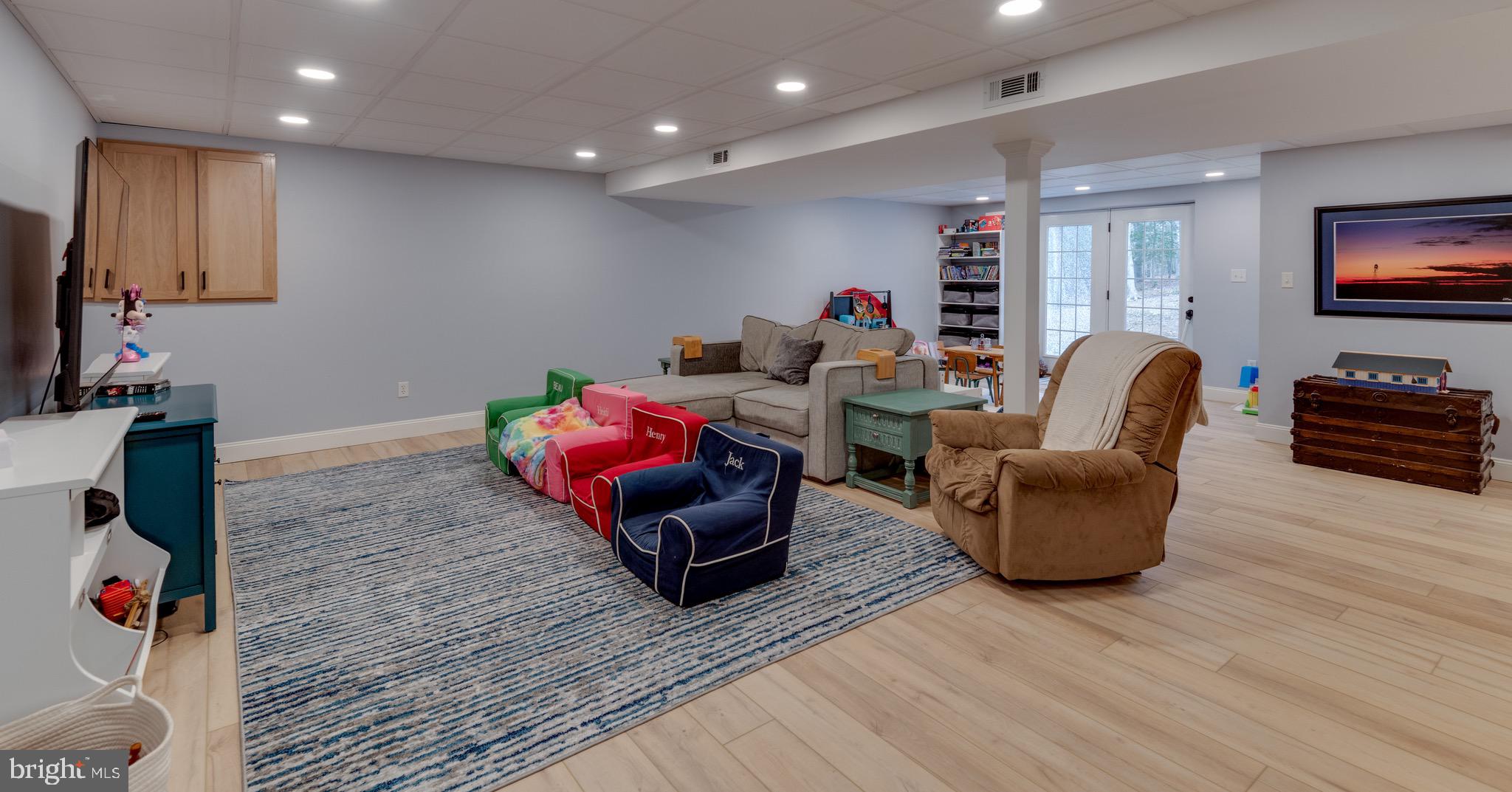 21136 Catnip WAY