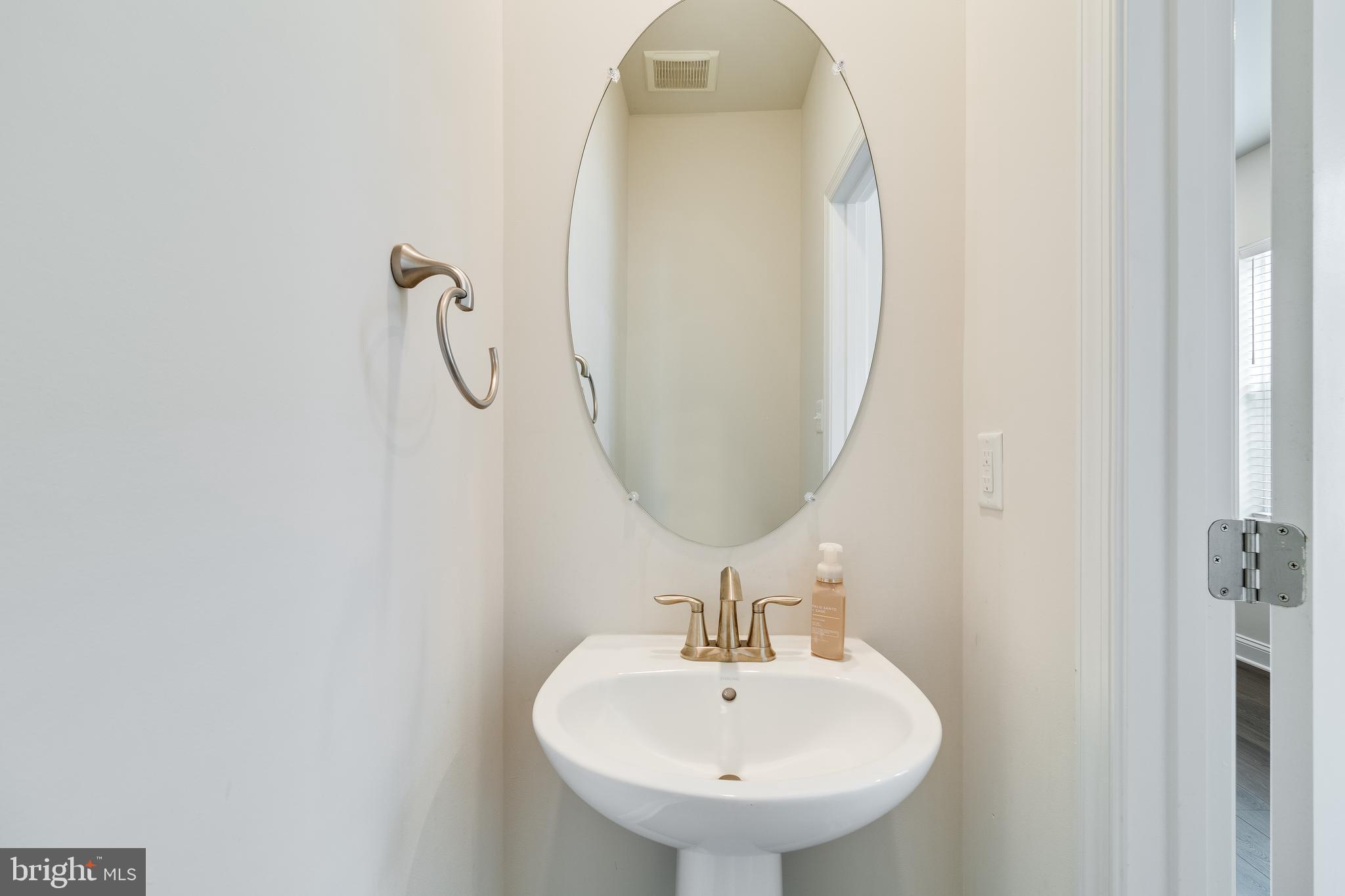 23789 Myrtle Glen Way