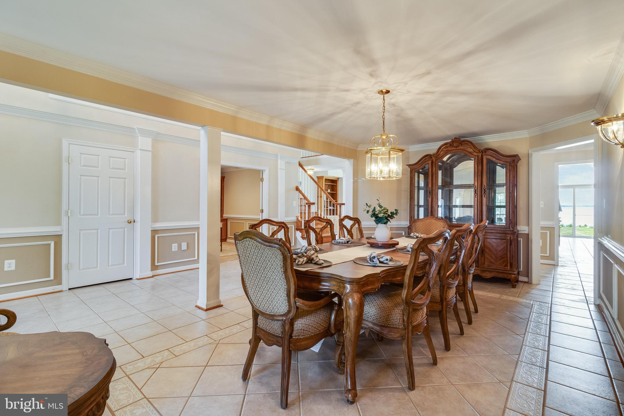 17587 Whitestone Dr