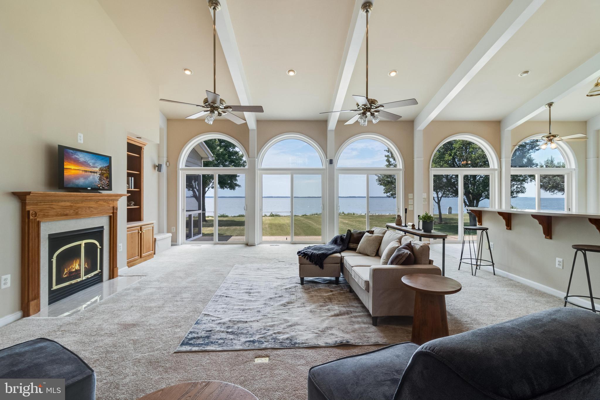 17587 Whitestone Dr