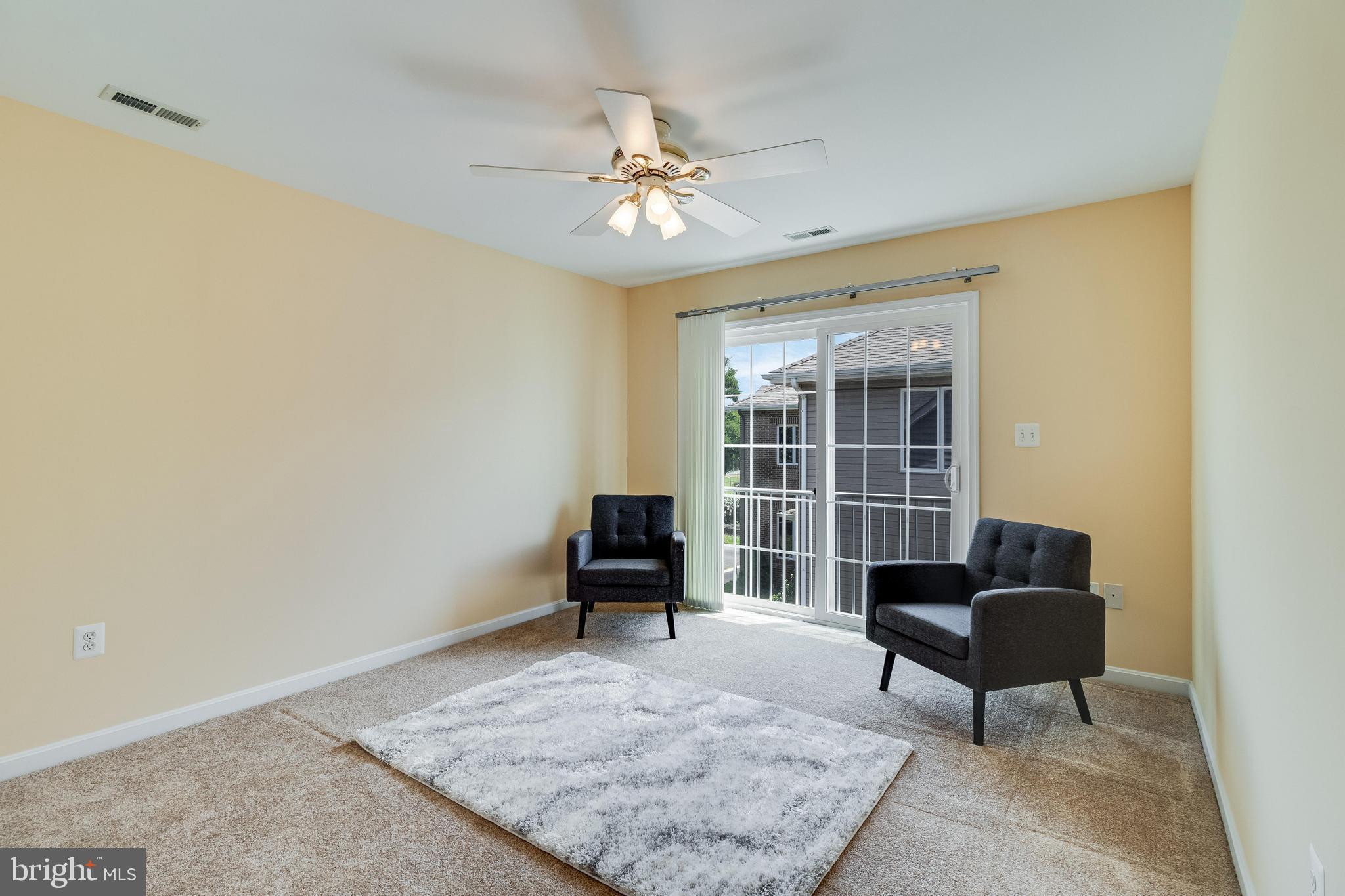 17587 Whitestone Dr