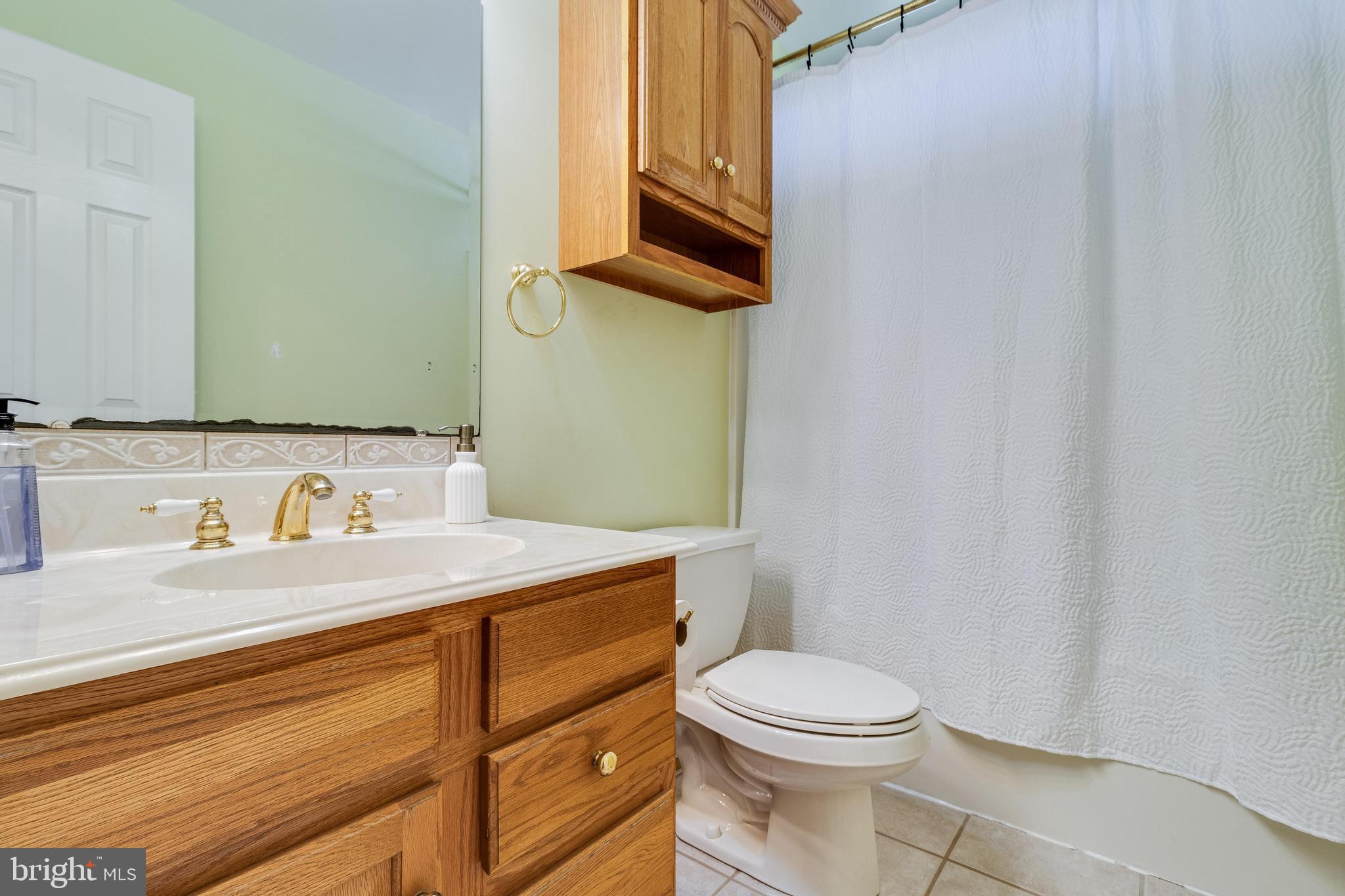 17587 Whitestone Dr