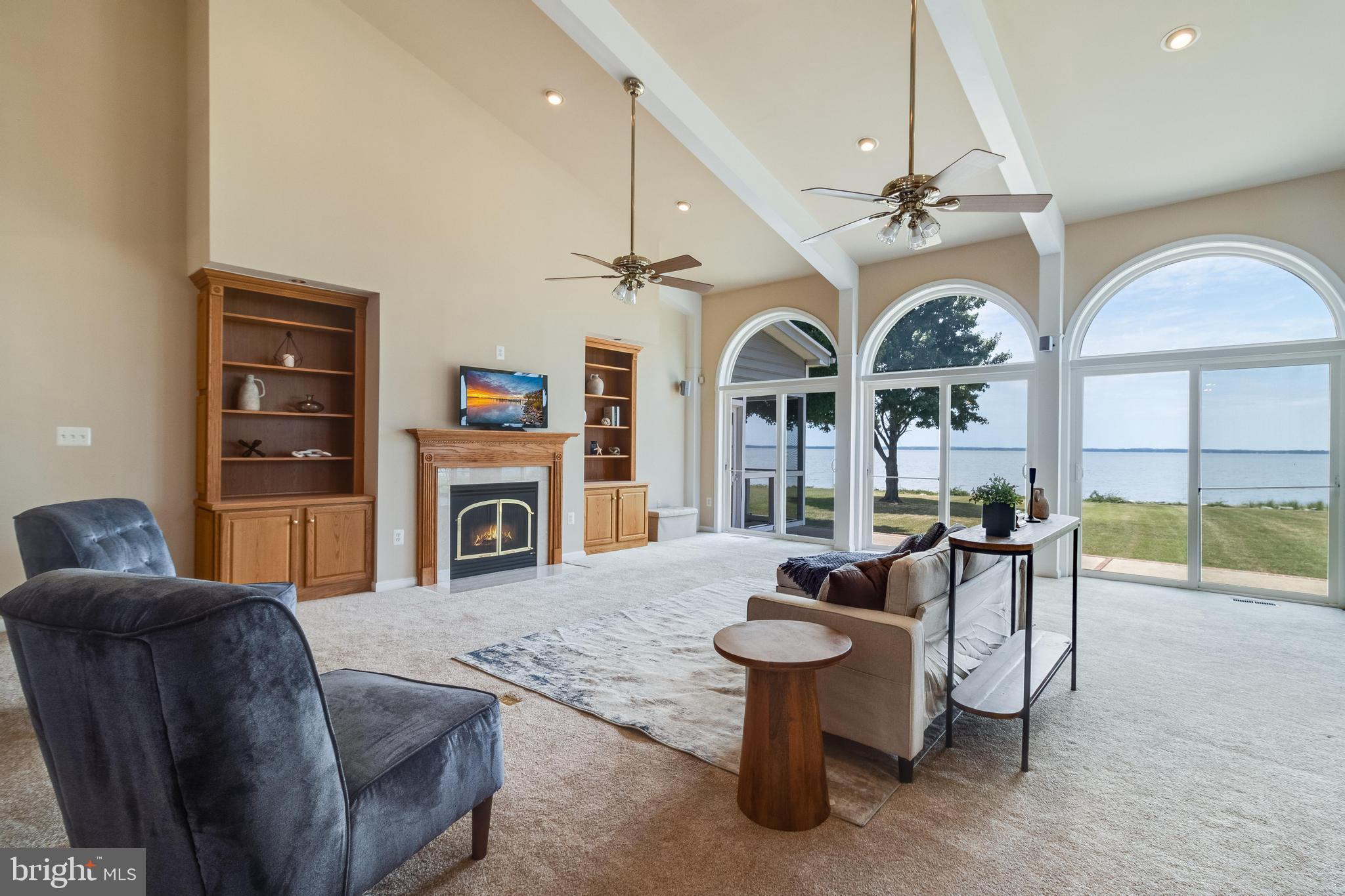17587 Whitestone Dr