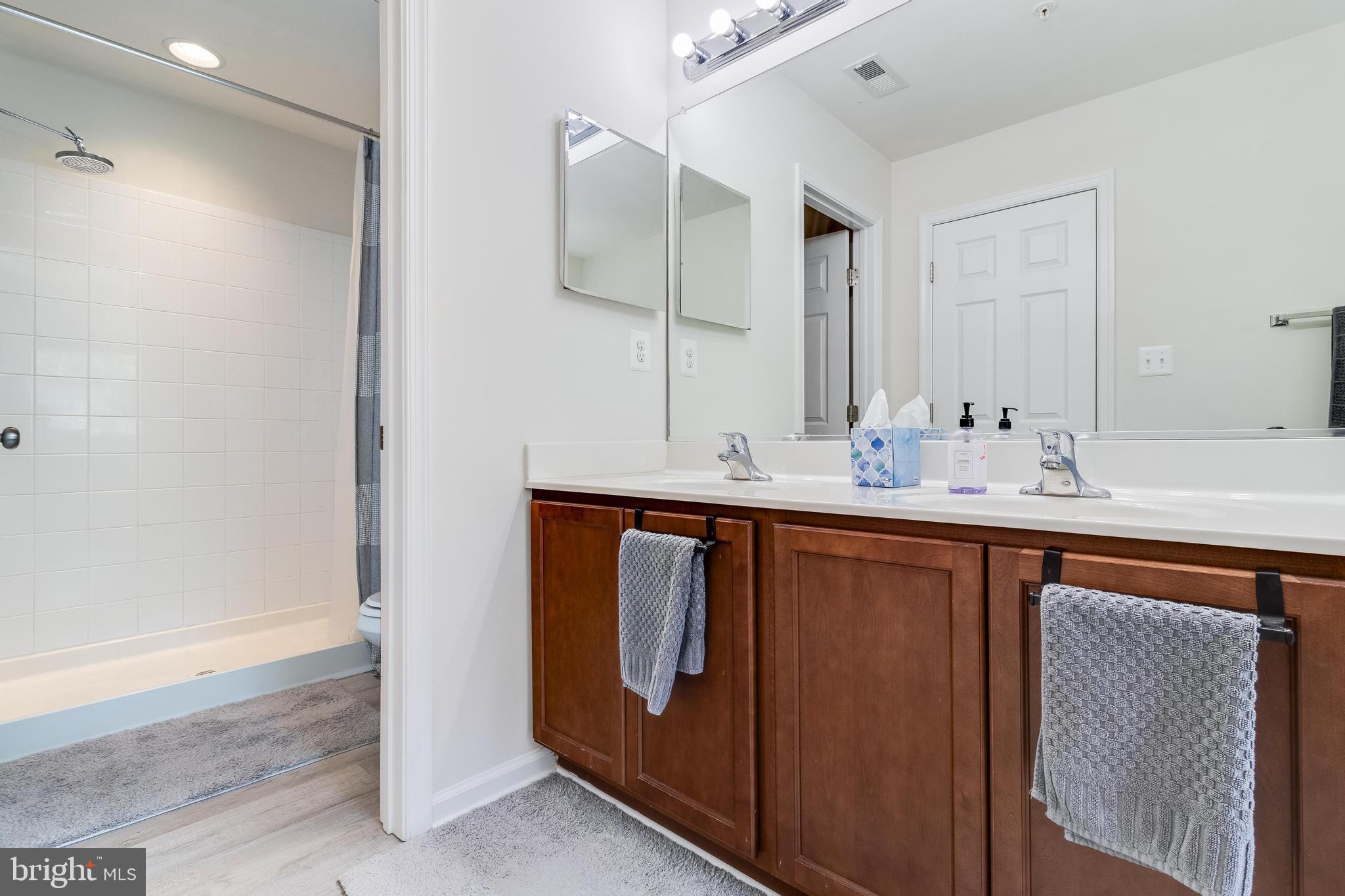 46385 Shining Willow Ln #D