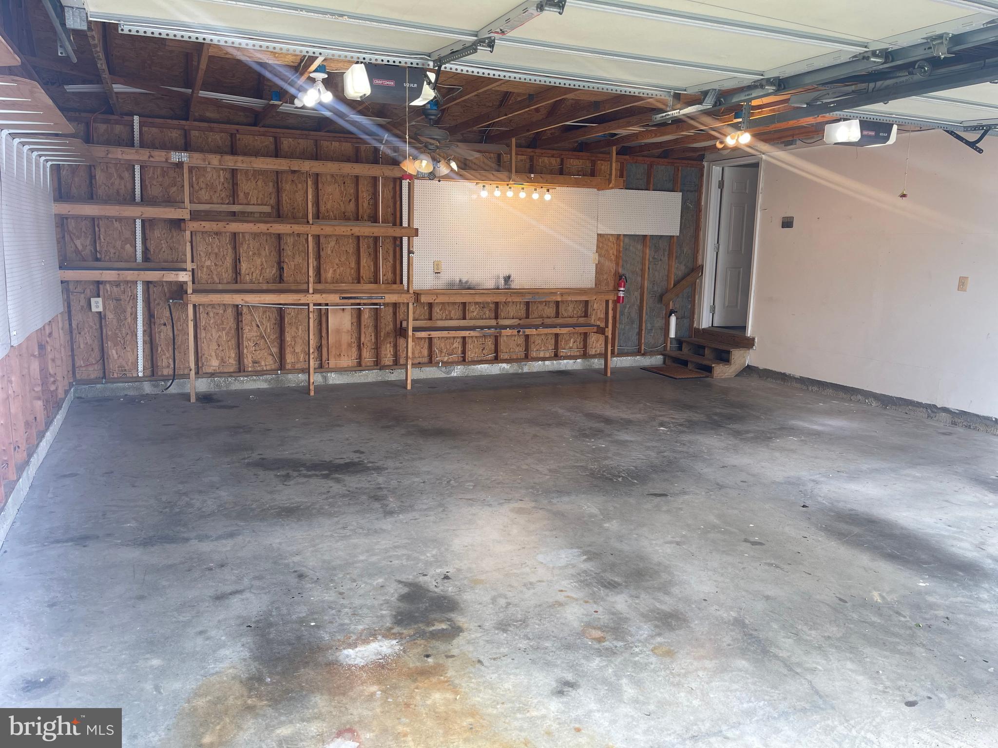 22131 Snapdragon Ct