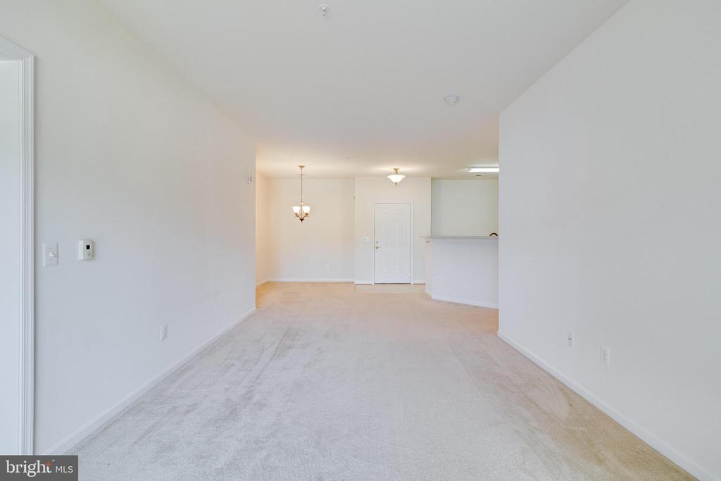 23560 F D R BLVD #304