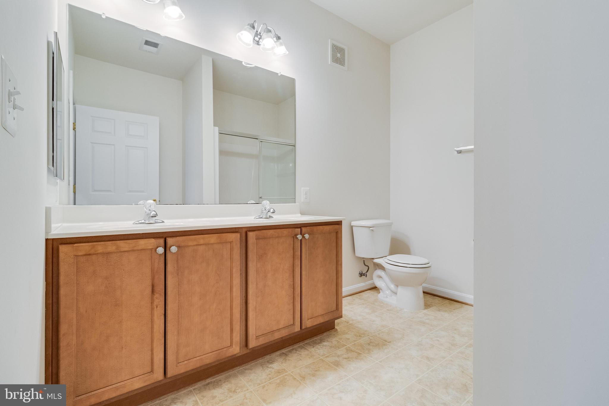 23560 F D R BLVD #304