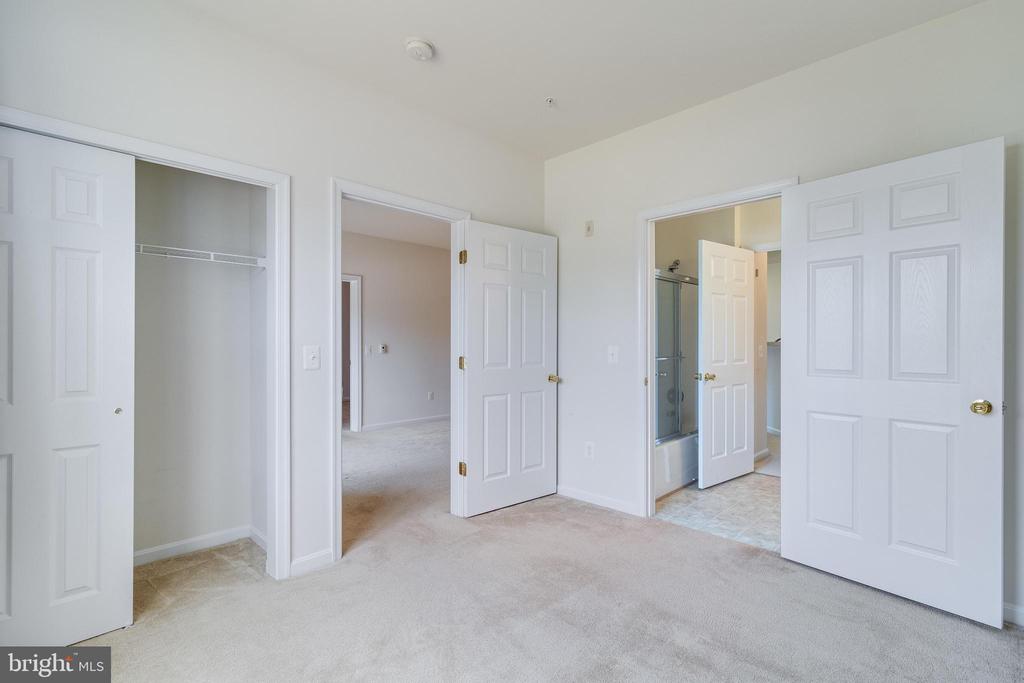 23560 F D R BLVD #304