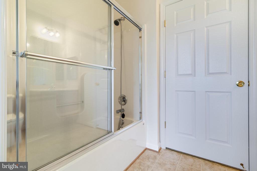 23560 F D R BLVD #304