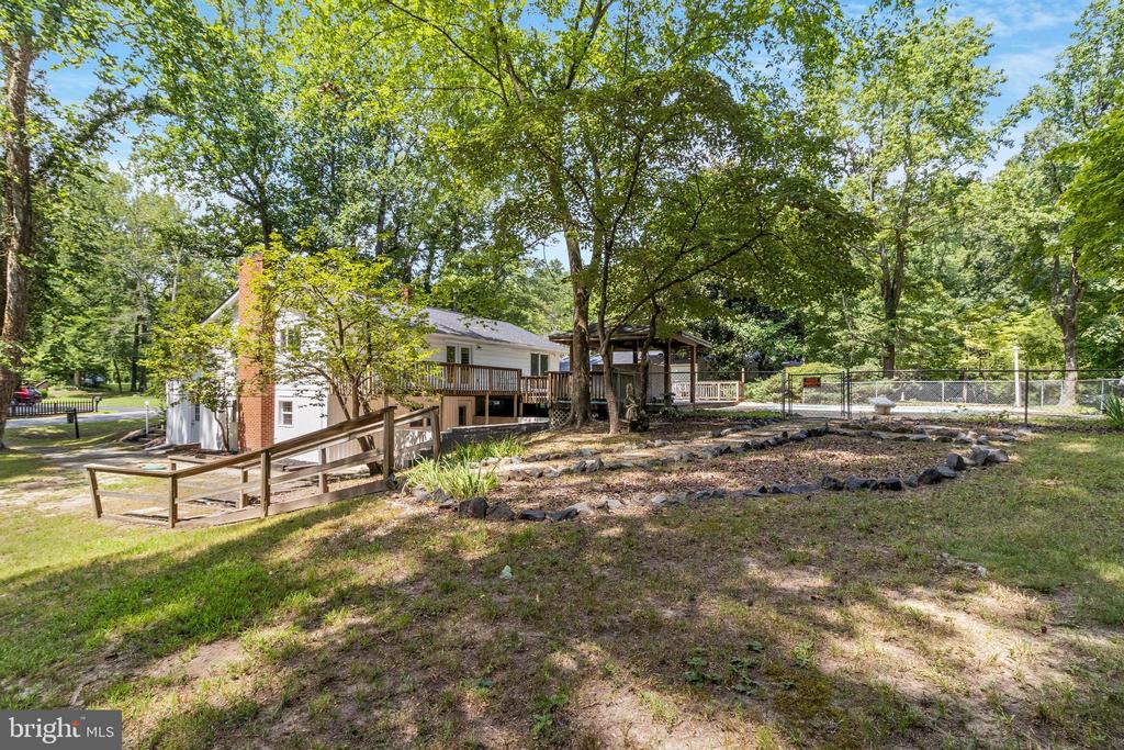 23656 Gross Dr