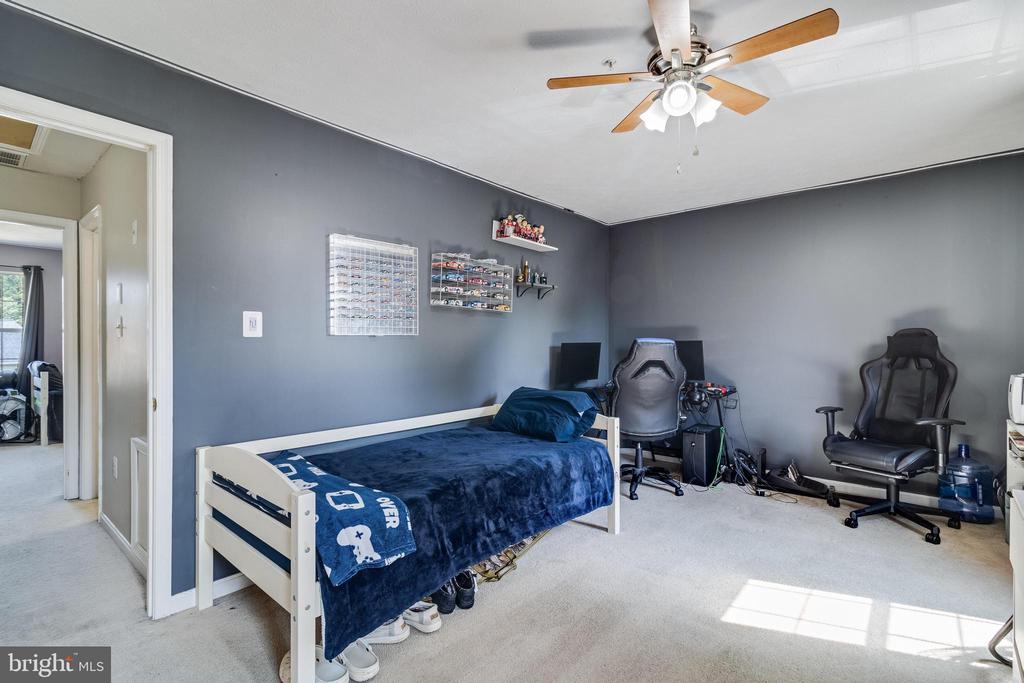 45282 Keyport Ct