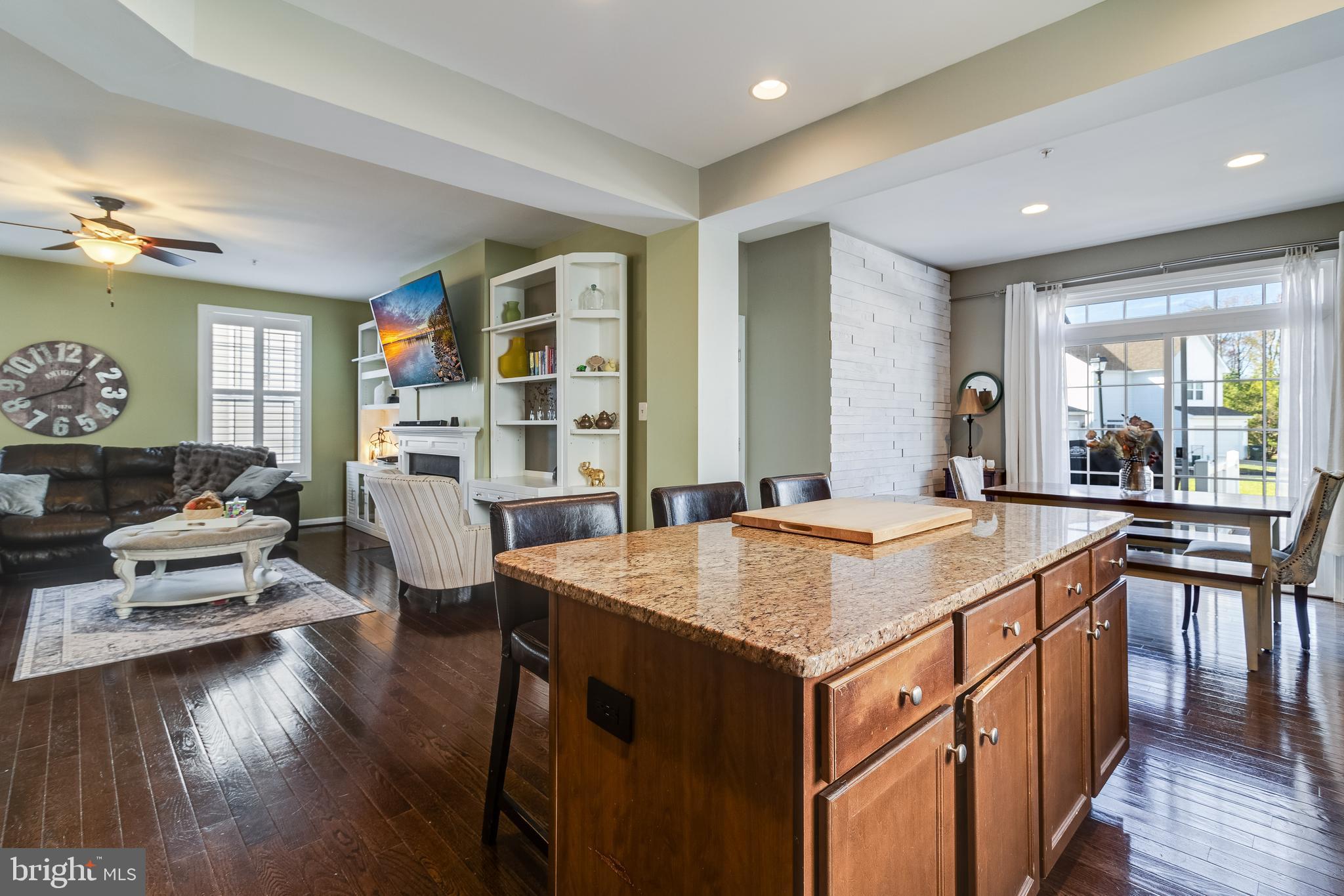 23338-23338 Calla Way