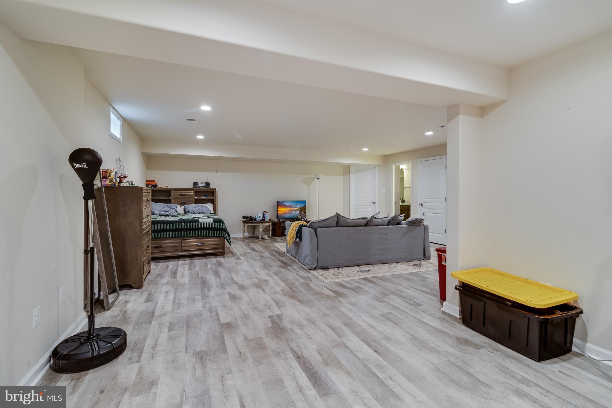 23338-23338 Calla Way