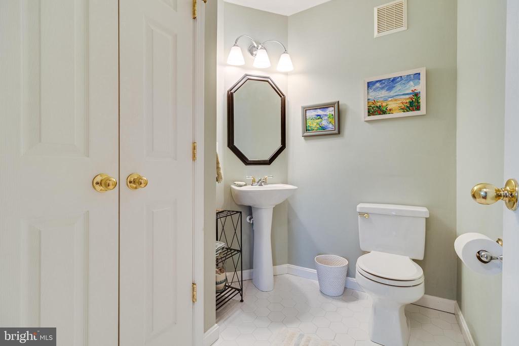 44634 Bellview Ct