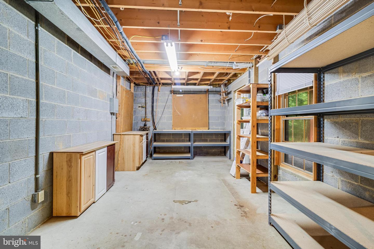 23098 Sweetbay Ln