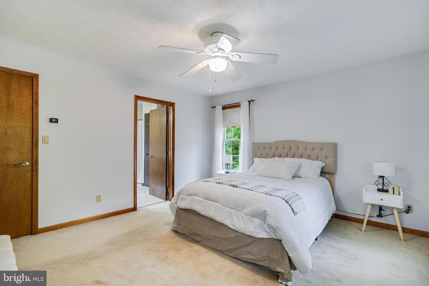 23098 Sweetbay Ln