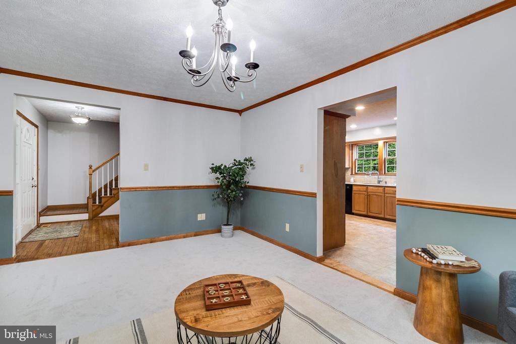 23098 Sweetbay Ln