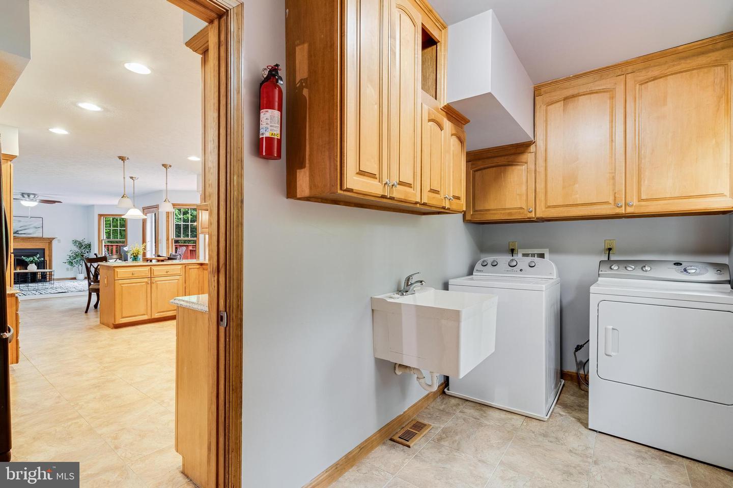 23098 Sweetbay Ln