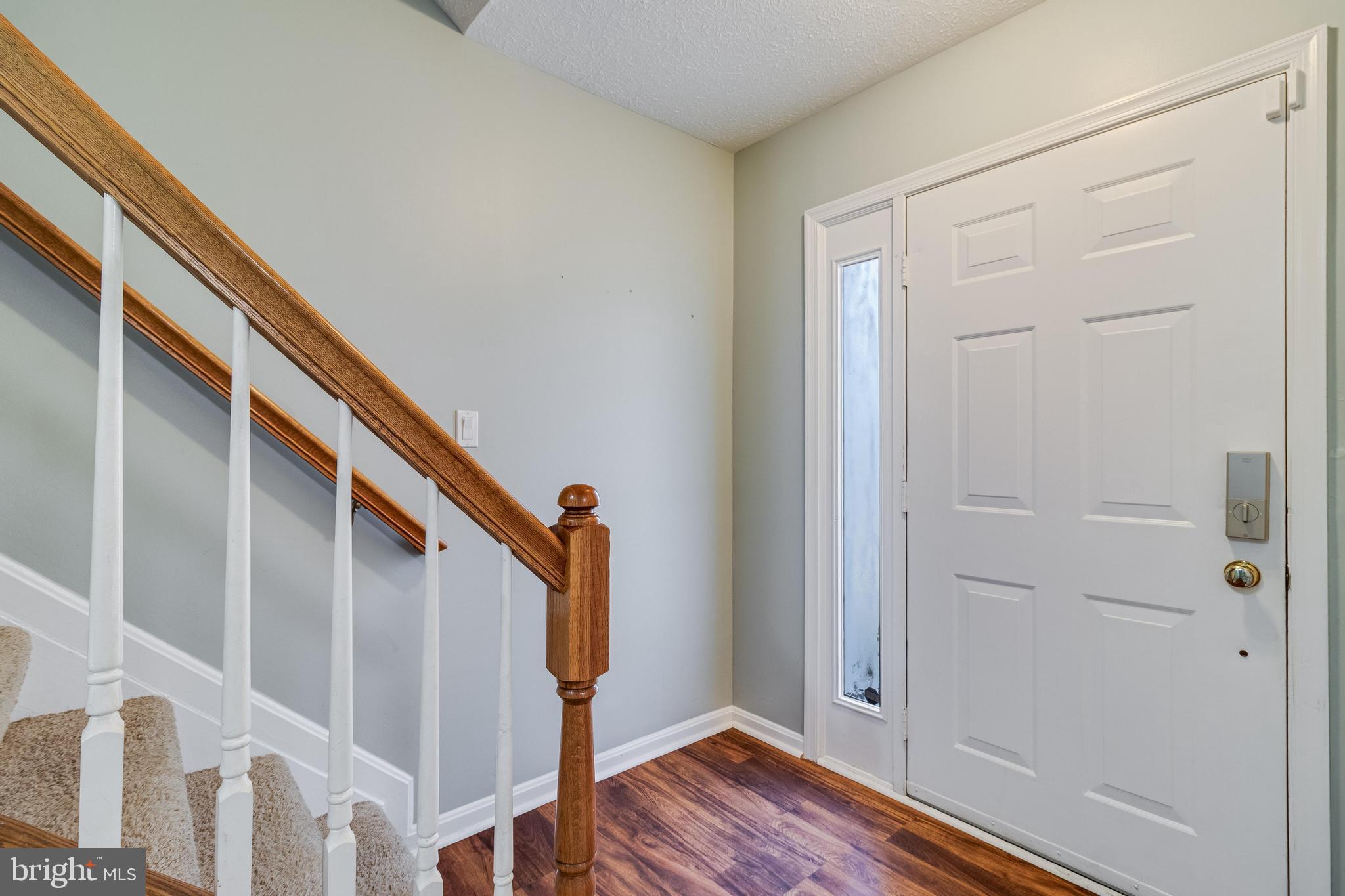 48237 Picketts Harbor Ct