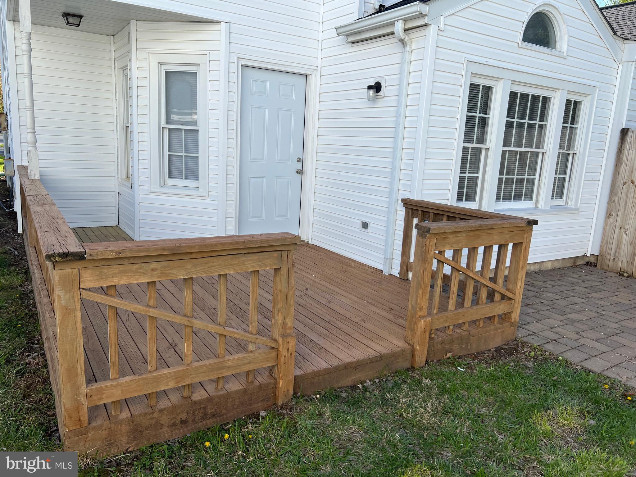 22131 SAINT JOSEPHS CIR