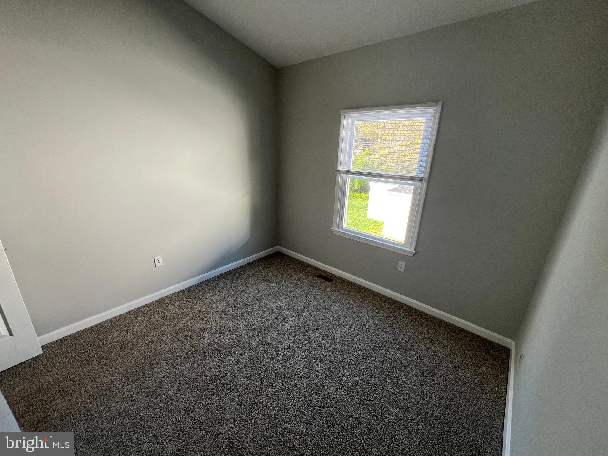 22131 SAINT JOSEPHS CIR