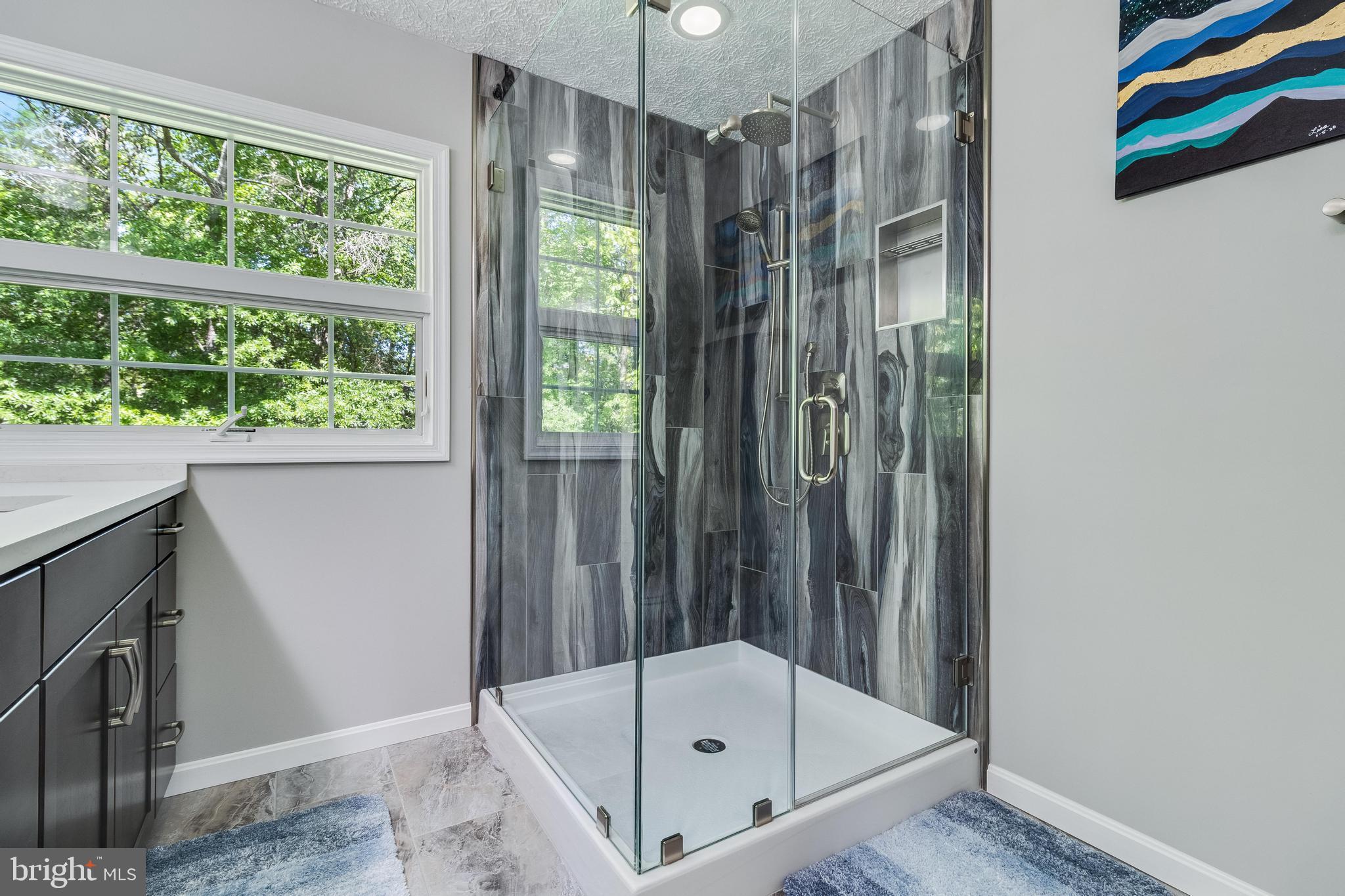 23171 Heatherwood Ln