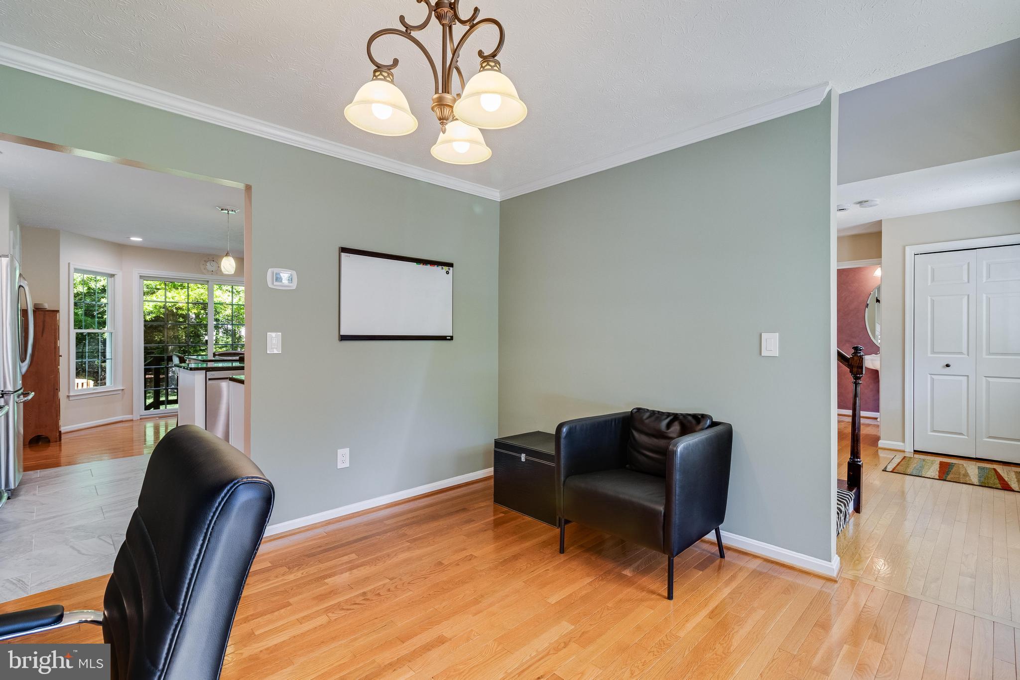 23171 Heatherwood Ln