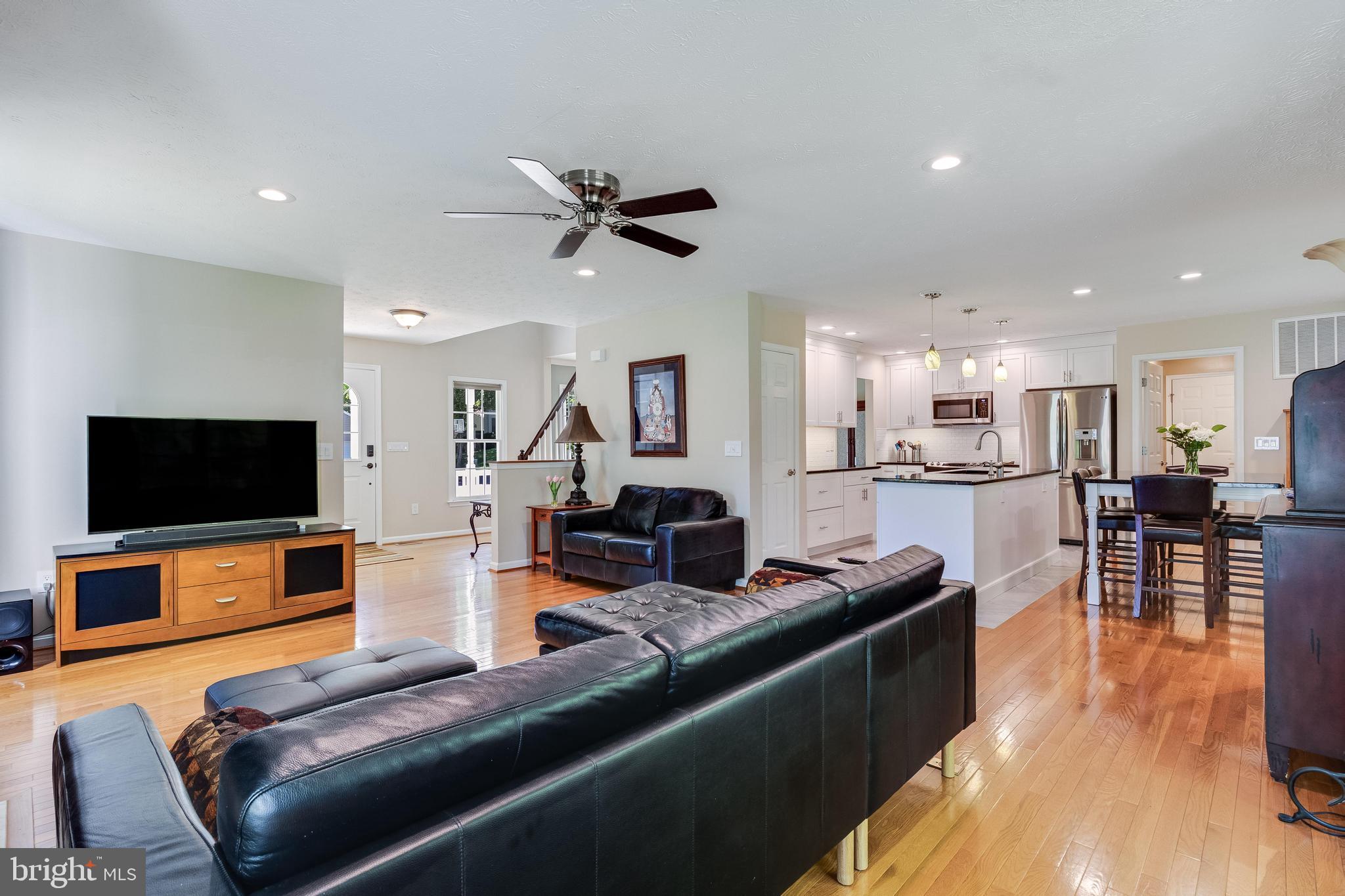 23171 Heatherwood Ln