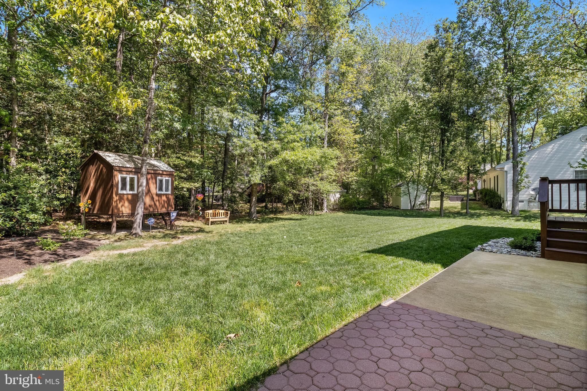 23171 Heatherwood Ln