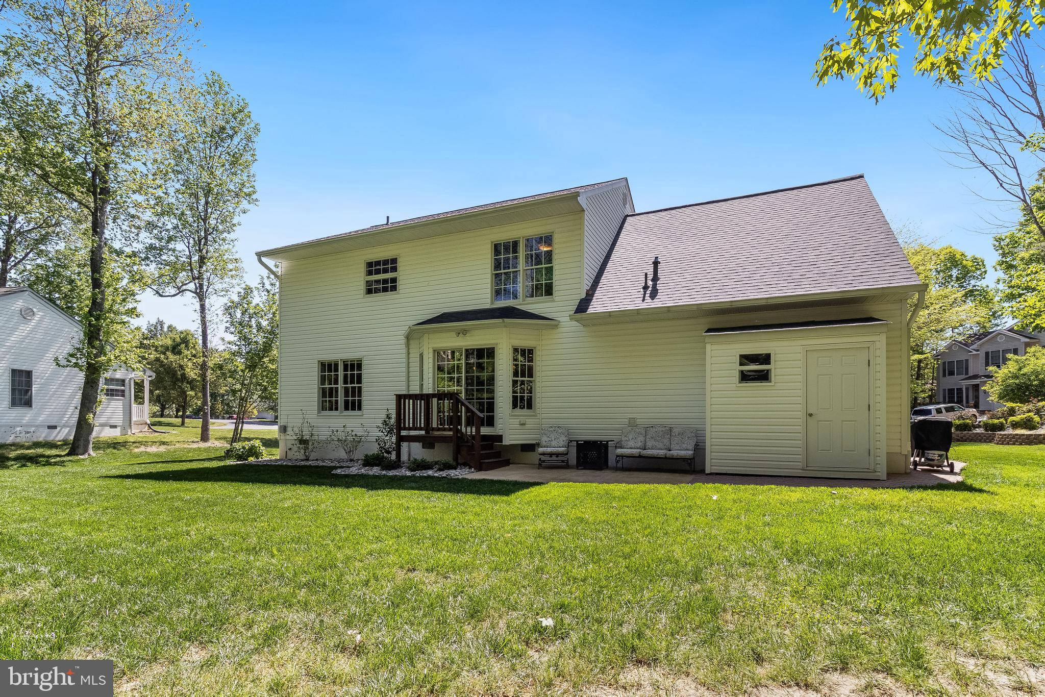 23171 Heatherwood Ln