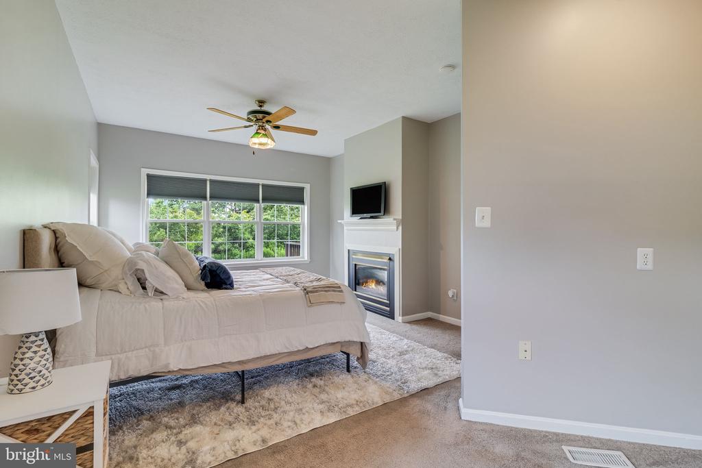 17615 Driftwood Dr